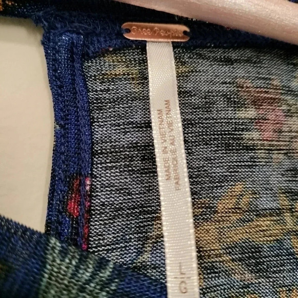 Free People Top Blue Floral Pattern Size Large Long Sleeves Ruffle Keyhole Back - Picture 6 of 9